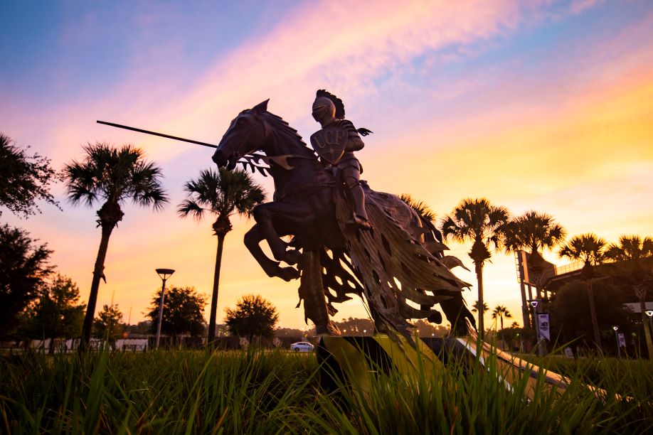 Statue of UCF Knight riding a horse.